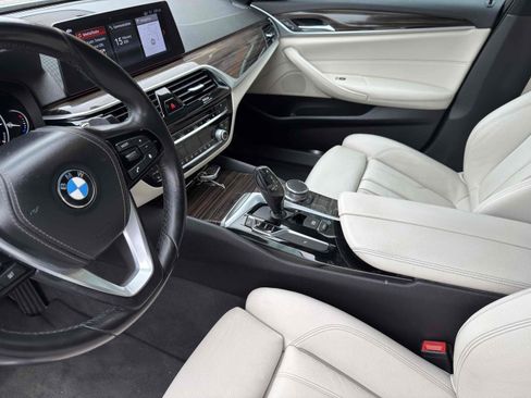 Used 2017 BMW 540i image 32