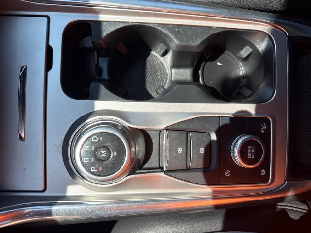 Used 2020 Ford Explorer XLT w/ Equipment Group 202A AWD/4WD image 25