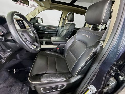 Used 2019 RAM 1500 Laramie image 28