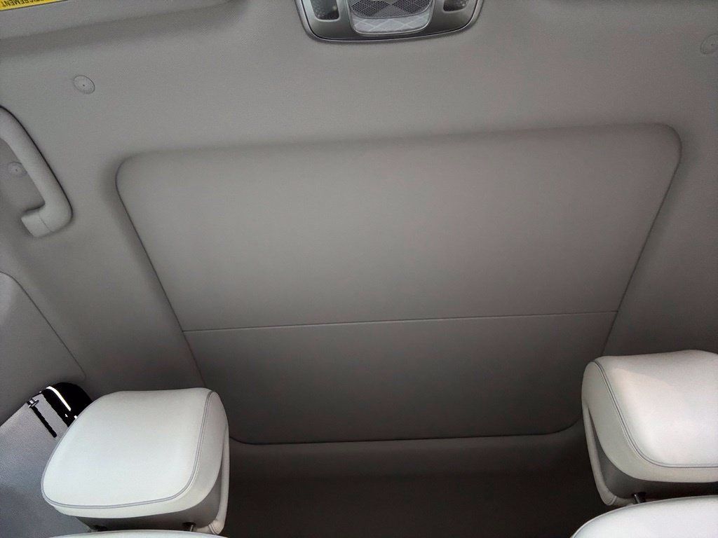 Used 2024 Genesis GV60 Advanced AWD/4WD image 55