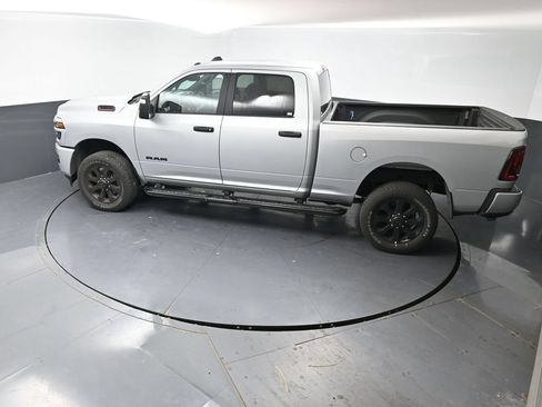 Used 2026 RAM 2500 Big Horn AWD/4WD image 20