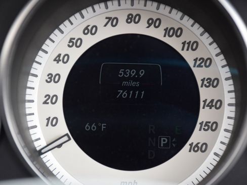 Used 2015 Mercedes-Benz E 400 Cabriolet image 24