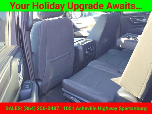 Used 2023 Chevrolet Suburban LS image 18