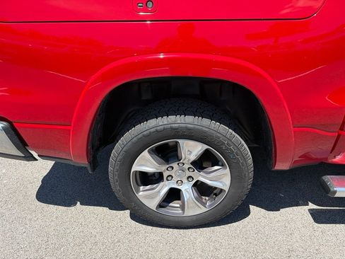 Used 2022 RAM 1500 Laramie AWD/4WD image 14