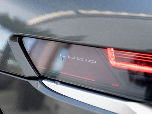 Used 2022 Lucid Air Grand Touring image 7