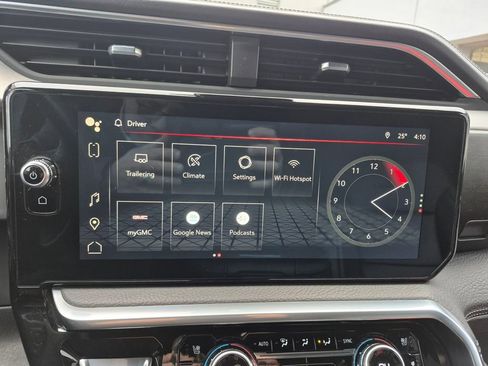 Used 2022 GMC Sierra 1500 Denali image 25