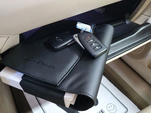 Used 2015 Lexus ES 350 image 46