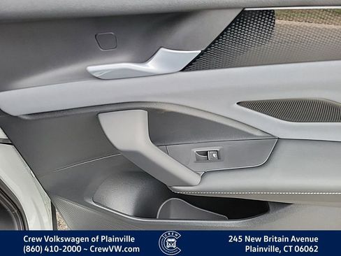 New 2026 Volkswagen Tiguan SE R-Line image 45