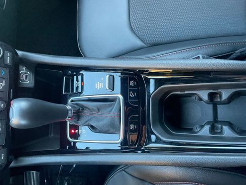 Used 2025 Jeep Compass Trailhawk image 35