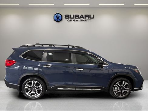 Used 2025 Subaru Ascent Touring w/ Popular Package #1 AWD/4WD image 6