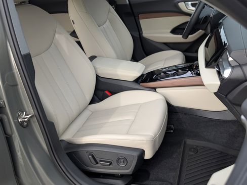 Used 2025 Audi A5 2.0T Premium w/ Convenience Package image 22