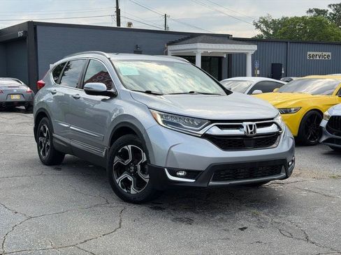 Used 2019 Honda CR-V Touring image 4