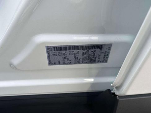 Used 2026 Nissan Rogue SV image 16