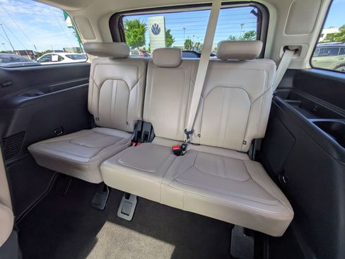 Used 2023 Ford Expedition Limited AWD/4WD image 32