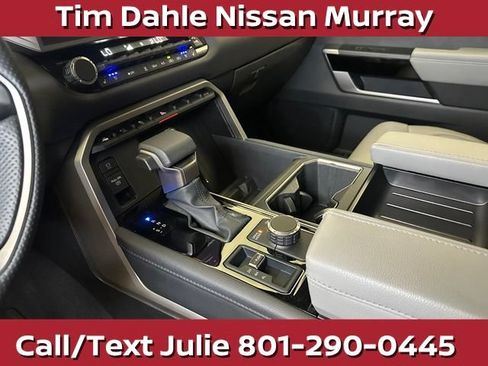 Used 2025 Toyota Tundra Limited AWD/4WD image 30