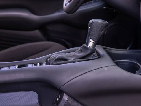 Used 2024 Honda HR-V LX image 24
