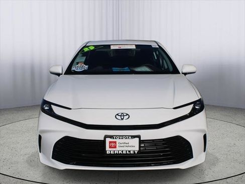 Certified 2025 Toyota Camry LE image 3