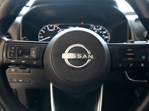 Used 2024 Nissan Rogue SV image 16