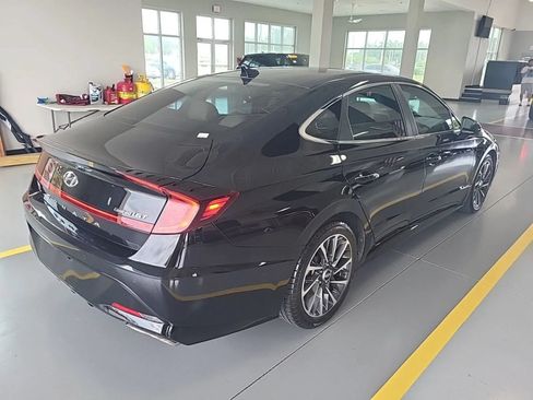 Used 2020 Hyundai Sonata Limited FWD image 3