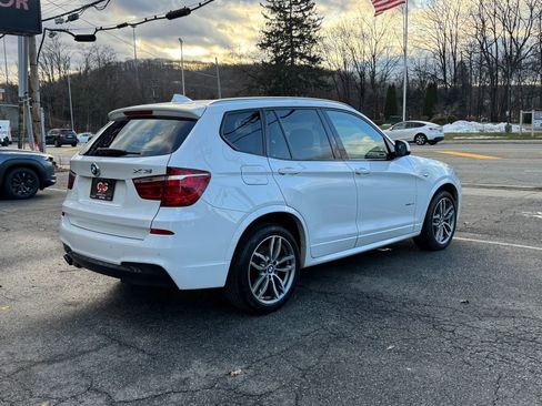 Used 2017 BMW X3 xDrive28i image 9