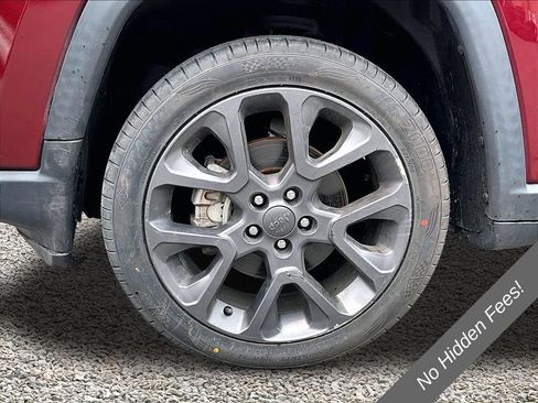 Used 2021 Jeep Compass Latitude AWD/4WD image 9