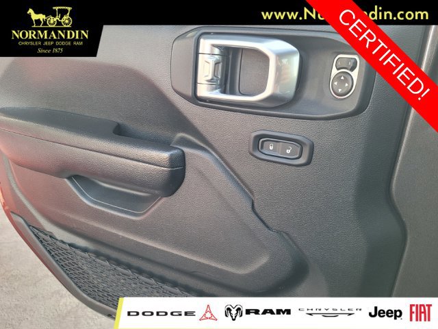 Certified 2024 Jeep Wrangler Unlimited AWD/4WD image 15