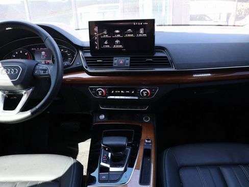 Used 2023 Audi Q5 2.0T Premium w/ Convenience Package image 25