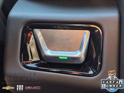 Certified 2025 GMC Yukon XL Elevation image 6