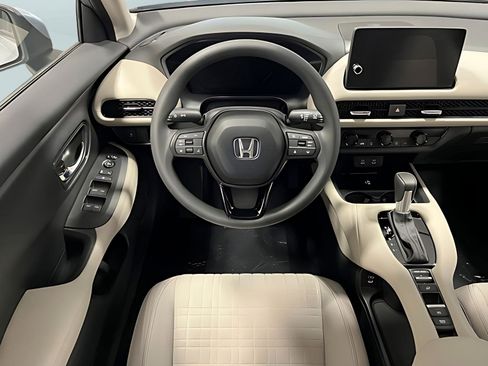 New 2026 Honda HR-V LX image 17