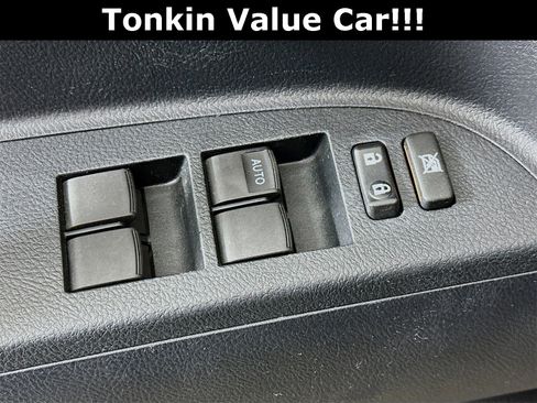 Used 2012 Toyota Highlander Limited image 18