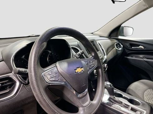 Used 2019 Chevrolet Equinox LT FWD image 11