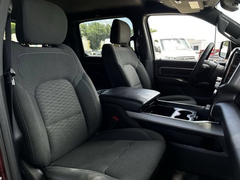Used 2025 RAM 1500 Big Horn AWD/4WD image 30
