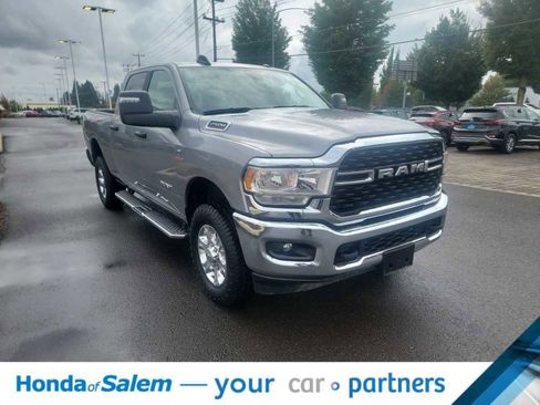 Used 2024 RAM 2500 Big Horn image 24