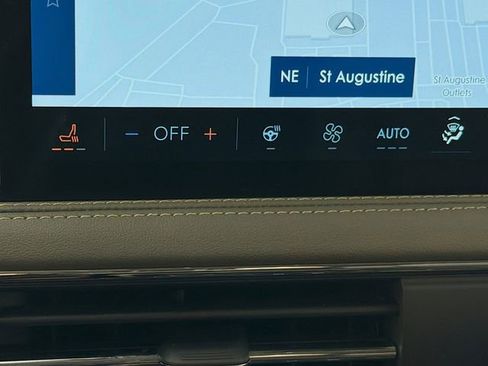 New 2026 Lincoln Corsair Premiere FWD image 22