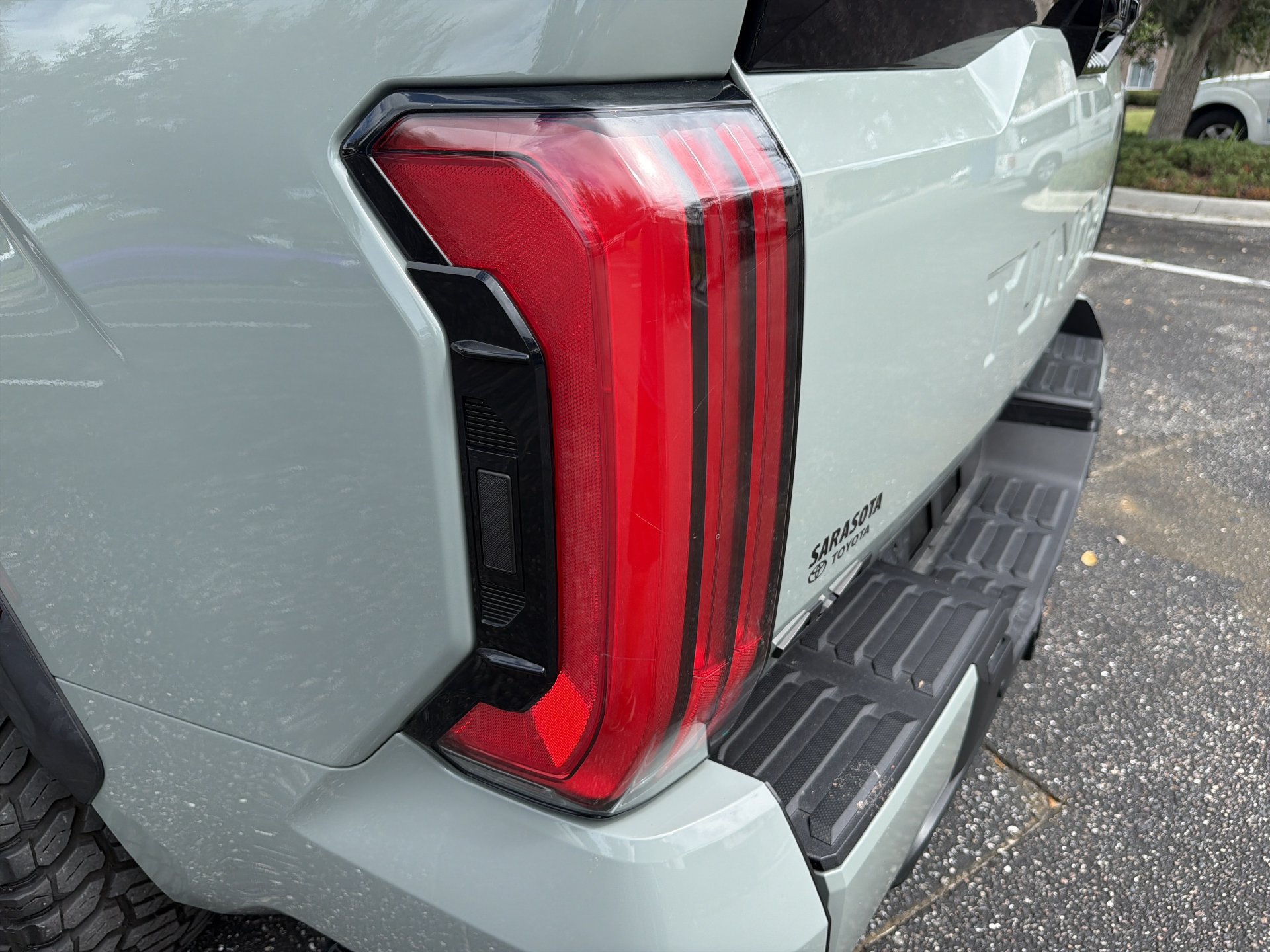 Used 2025 Toyota Tundra Platinum AWD/4WD image 11