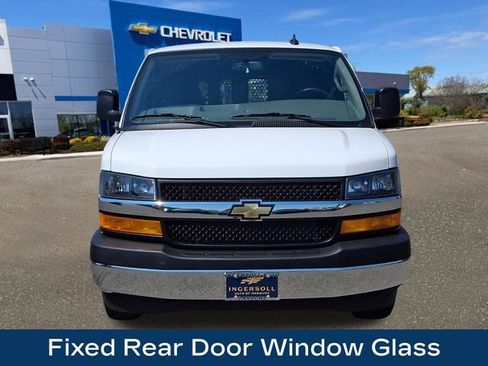 Used 2025 Chevrolet Express 2500 w/ Driver Convenience Package RWD image 23