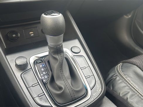 Certified 2023 Hyundai Kona SEL image 23