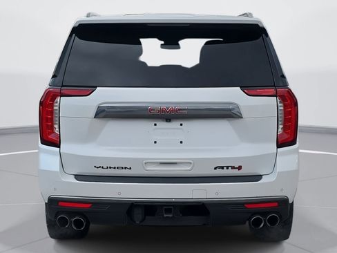 Used 2024 GMC Yukon XL AT4 w/ Technology Package image 6