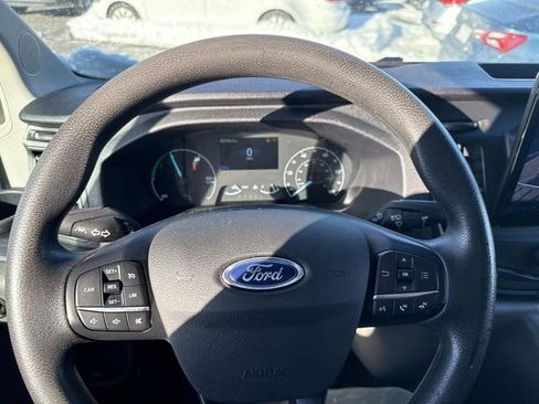 Certified 2022 Ford E-Transit Low Roof w/ Load Area Protection Package image 30