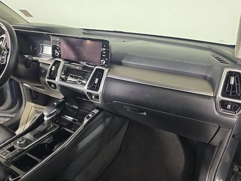 Used 2022 Kia Sorento SX FWD image 42