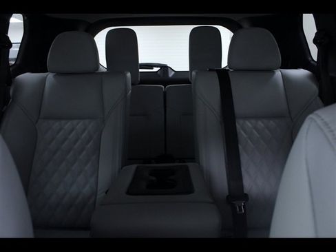 Used 2023 Mitsubishi Outlander SEL image 29