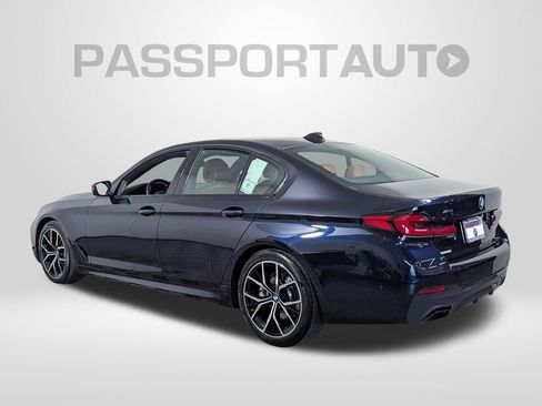 Certified 2022 BMW 530i xDrive w/ M Sport Package image 3