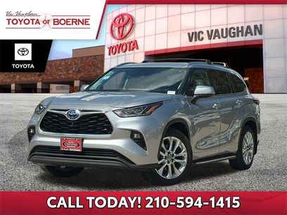 Used 2024 Toyota Highlander Limited