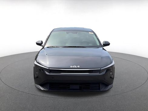 Used 2025 Kia K4 FWD image 3