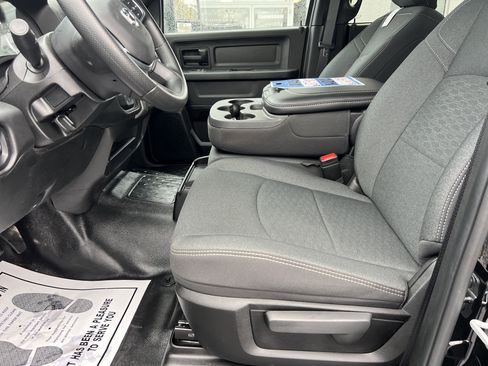 Used 2025 RAM 5500 Tradesman image 16