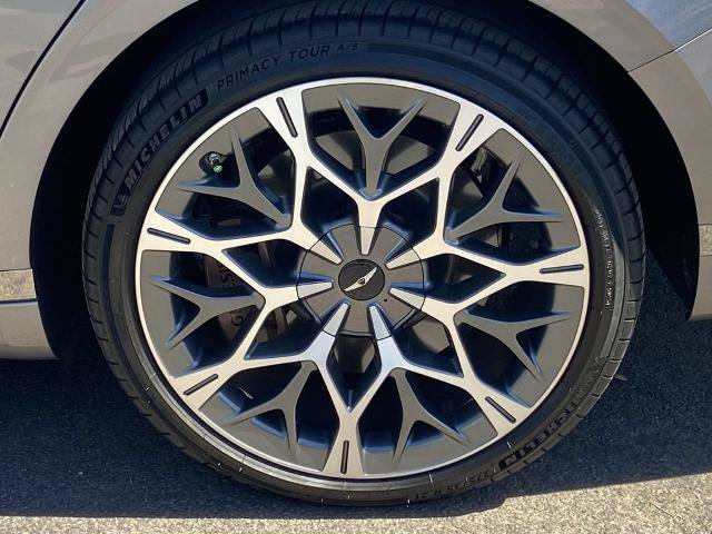 Used 2024 Genesis G90 3.5T AWD/4WD image 29