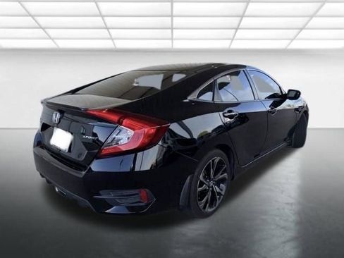 Used 2021 Honda Civic Sport image 2