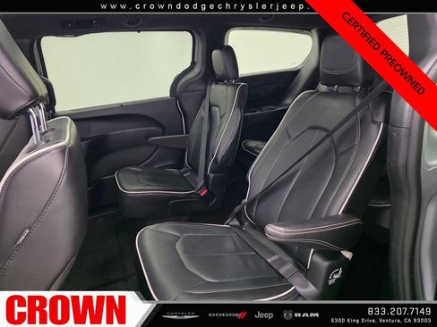 Used 2026 Chrysler Pacifica Limited w/ S Appearance Package FWD image 21