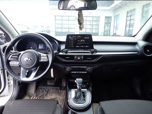 Used 2019 Kia Forte S w/ S Premium Package image 10