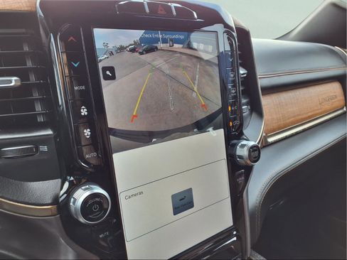 Used 2023 RAM 1500 Limited w/ Body Color Bumper Group image 18